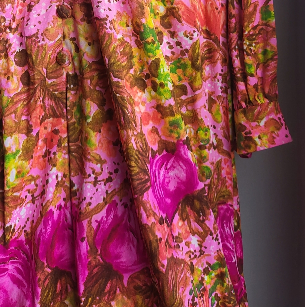 Vintage Landmark Floral Button Dress, long sleeve, plus size